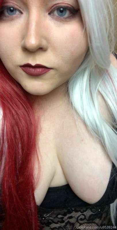 Todoroki lingerie? Maybe I’ll do more 🤷‍♀️