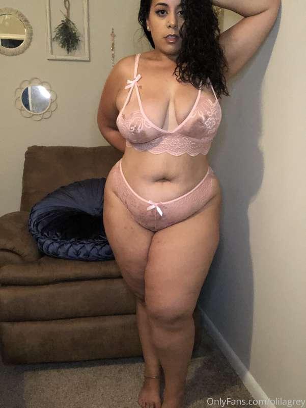 On Live Now! Join me and help me Cum tonight😈