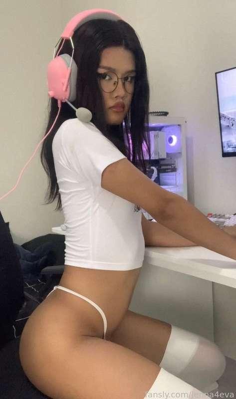 femboy4eva image #2