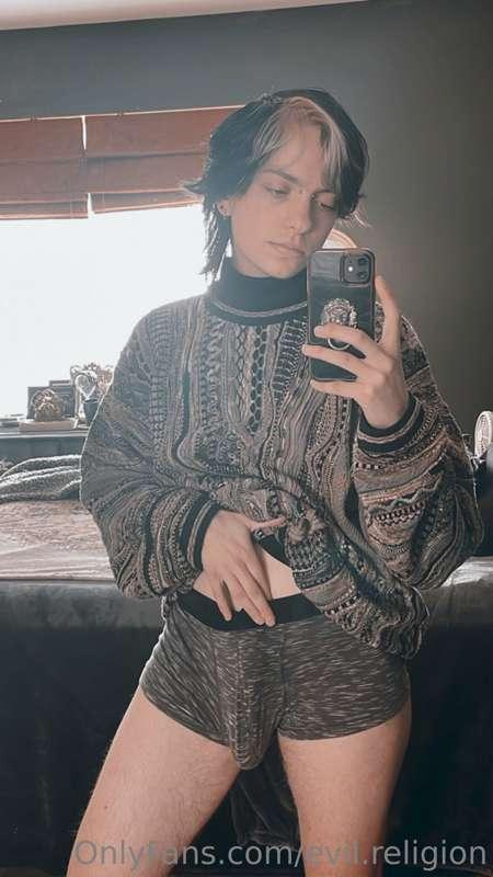After doing this set, I realized that I can’t tell if I look..