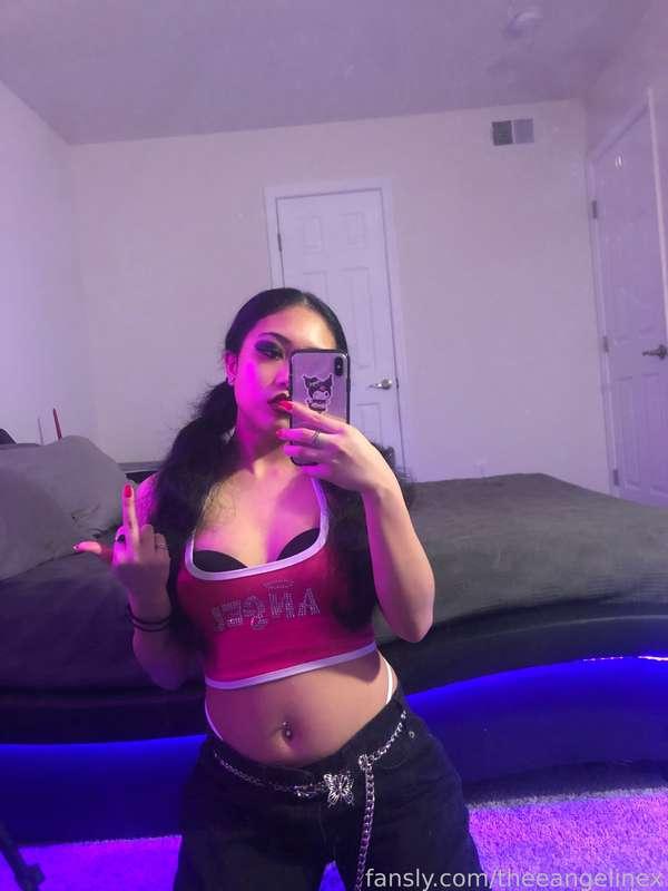 theeangelinex image #3
