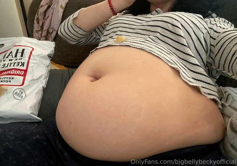 bigbellybeckyofficial image #0