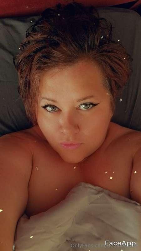 Look into my eyes as your on top of me baby xx