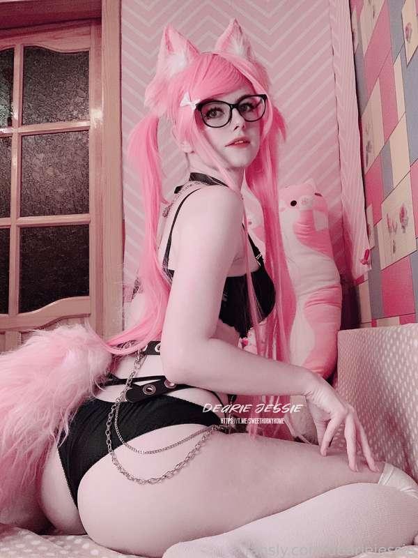 Meow-meow! (^˵◕ω◕˵^) I have 15 sexy photos for my dear master with and without a bra! Do you want to take off my white stockings and touch my soft tits? ;)

Tags: #fyp #neko #cosplay #boobs #anime #kawaii #stockings #panties