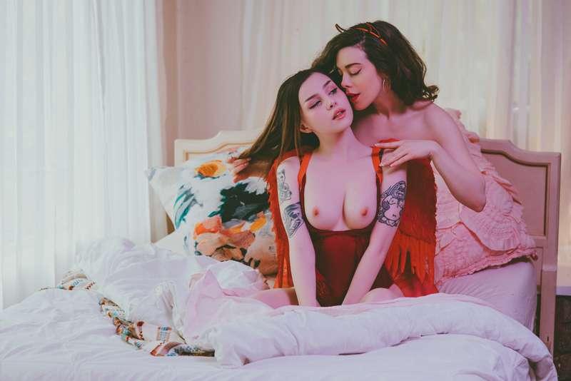 Angels and devils…. why not both? 🥰