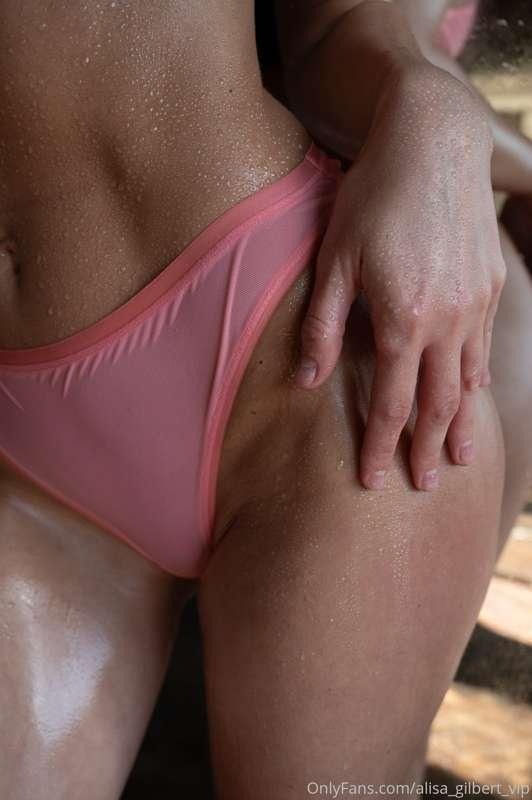 kitana_youngx image #0