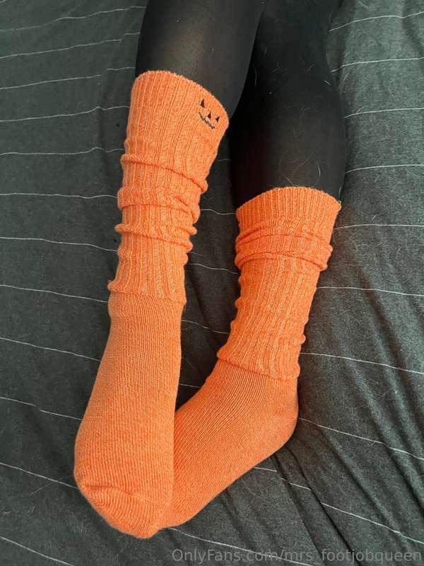 mrs_footjobqueen image #24