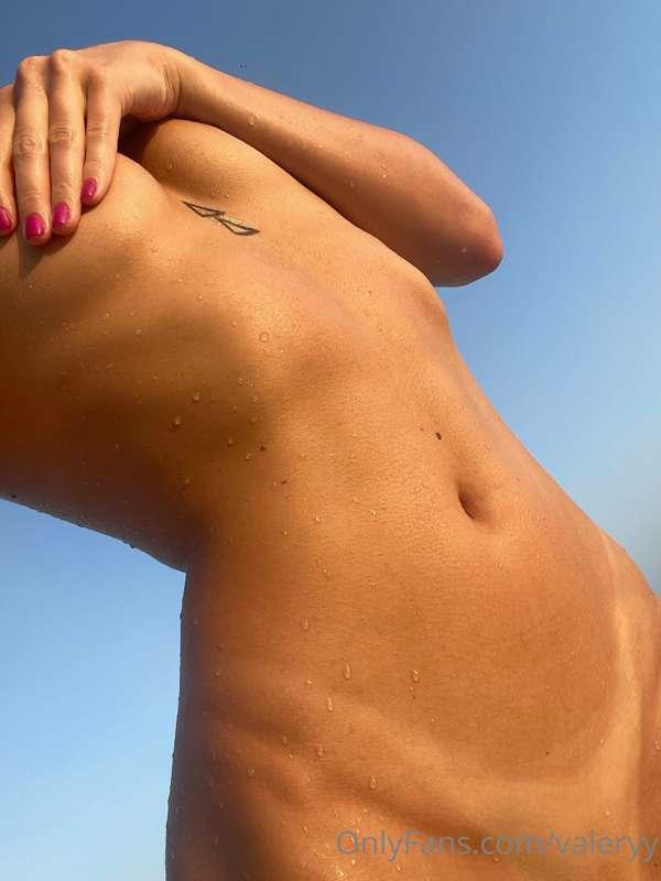 I am already so tanned, like this white tan lines on my puss..
