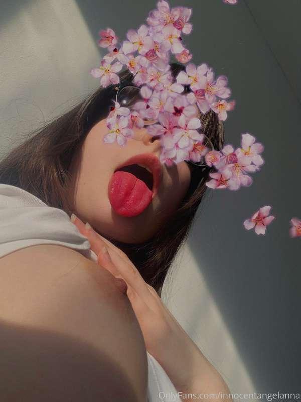 I can make it really juicy for ya. 🍯🌸