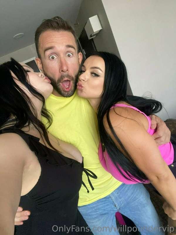 ***New Video Coming Soon***

🖤 @paytonpreslee @brynnmichaels..