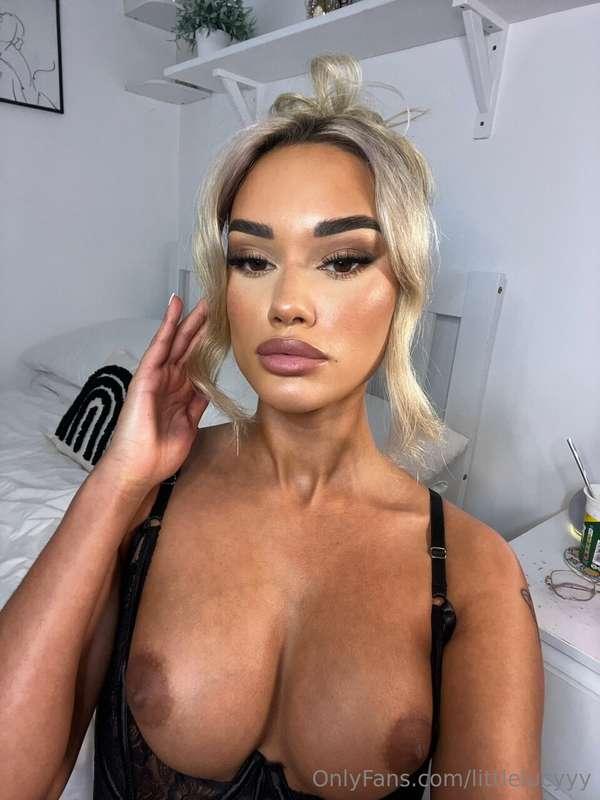 do you dream of my tits??💕