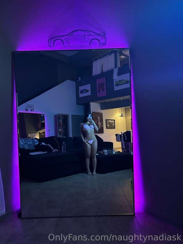 Setting the mood.. u in?