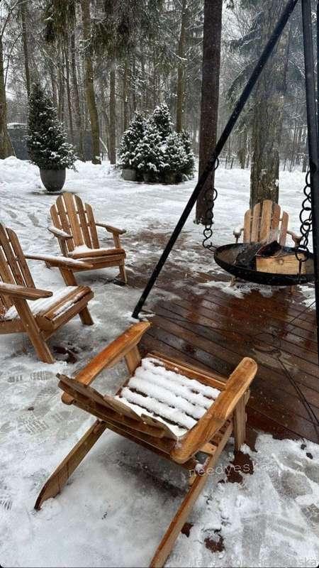 i think i kinda miss being out in the woods and stuff, especially since it’s getting warmer now
there are lots of forests where i am right now, but we’re still technically in a city, just a small one. there’s not a lot of just… empty, open space. that’s why sometimes i like to live in the middle of nowhere xd 

i’d have the quiet but still be close to all the things i like &gt;-&lt; it’s so peaceful and lovely, i wish i could show u the forest that i know, i think u’d like it, especially in the spring xd