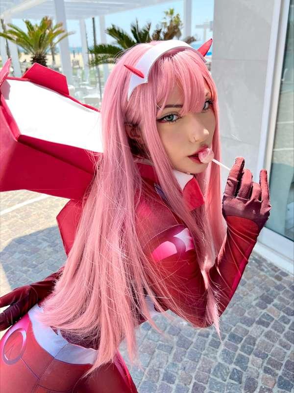 Zero Two - Darling in the franxx /very exclusive