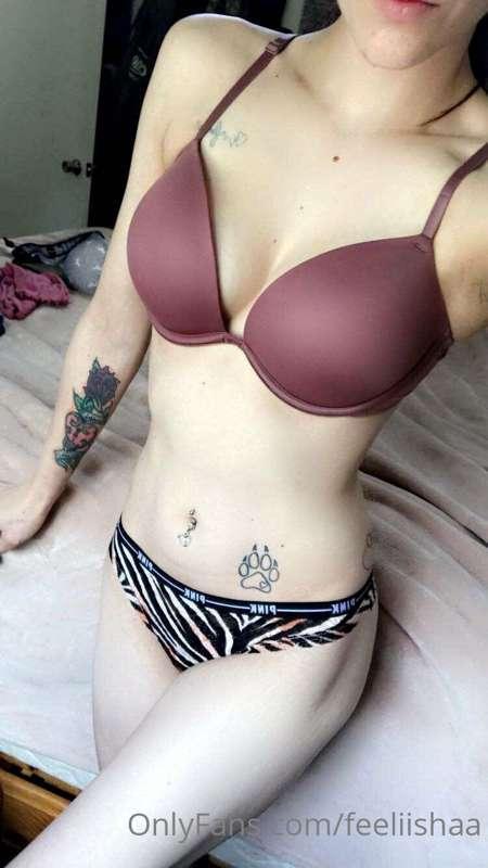 Which set do you like better?!. 🤭😋