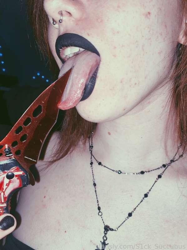 s1ck_succubus image #1
