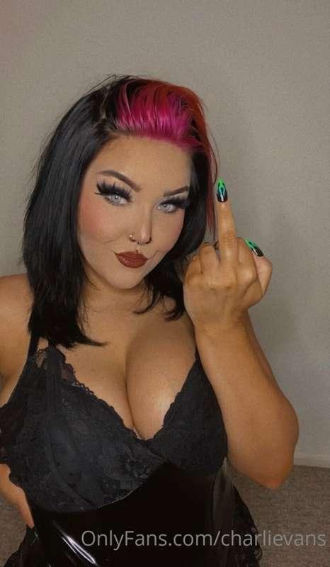 i’m so fucking hot