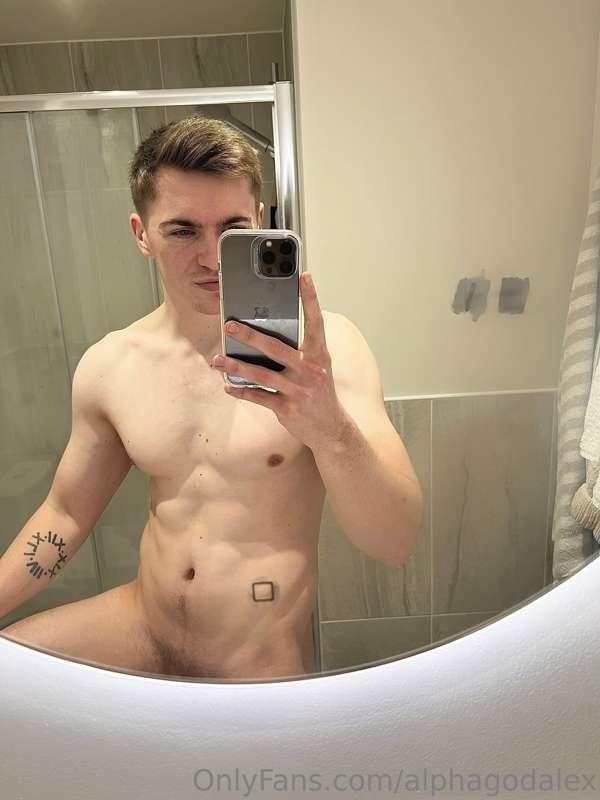 COMPETITION TIME 🎆 

Your chance to win my Underwear & Footb..
