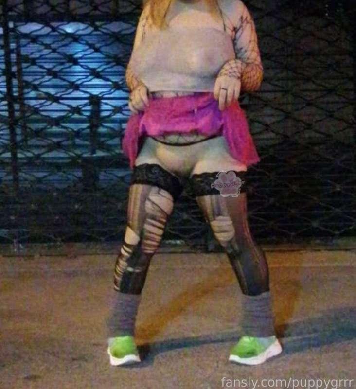 One of my first sets, wroof!❤️🐾

#Exhibitionism #Petplay #BDSM #Puppygirl #Chubby #Public #Microskirt #Skirt #Stocking