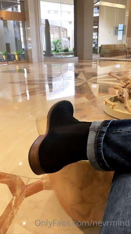 Good morning happy Saturday ☀️🌹! Any plans for the weekend?!