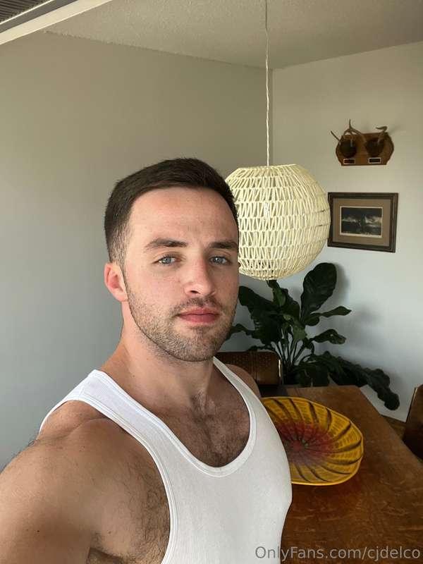 When in doubt, just take a selfie 😂