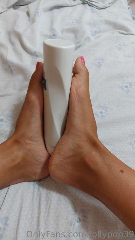 I know you would do anything to have your dick between my so..