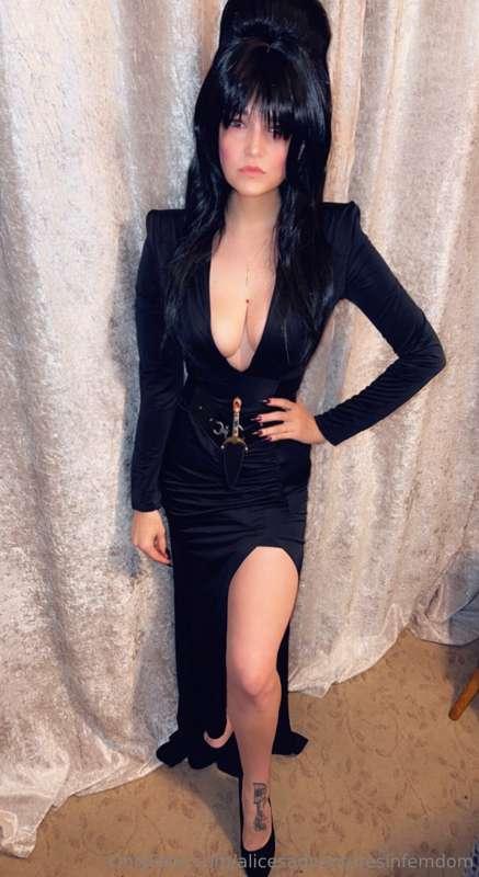 alicesadventuresinfemdom image #0