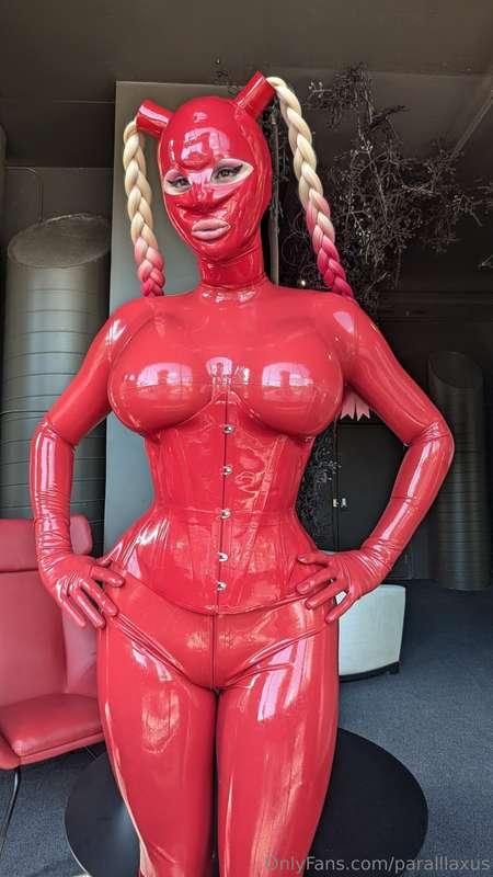 Getting back home from Montreal! Lots of little videos and s..