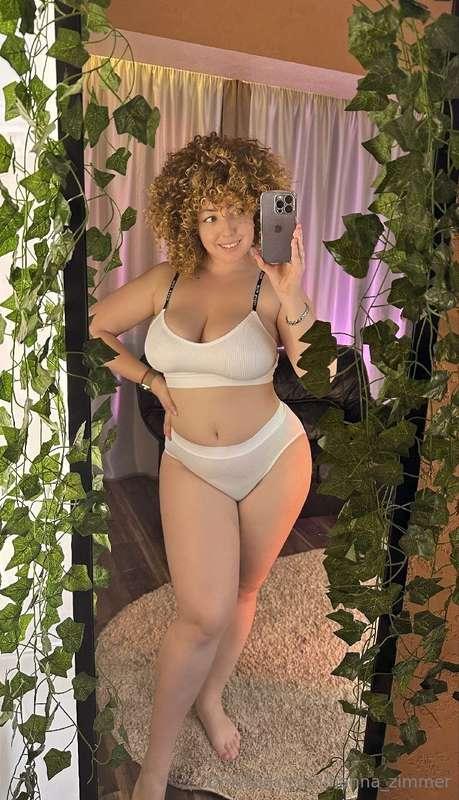 White lace kinda matches my mood today — soft, dreamy… but n..