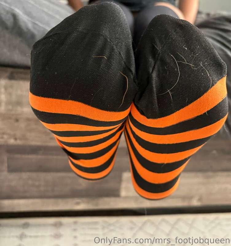 mrs_footjobqueen image #8