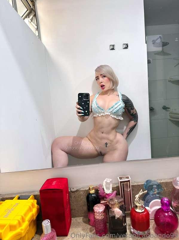 Buenos días mi papacito rico 😈💦Que tengas un delicioso finde..