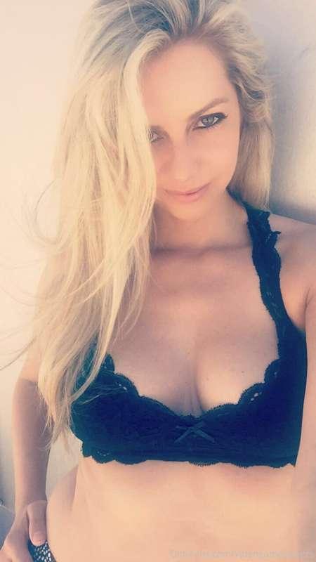 TGIF 💋