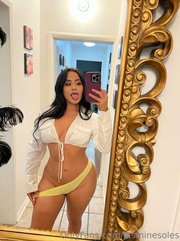 Swipe for 🍑😜
