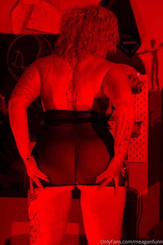 Red light hoe
