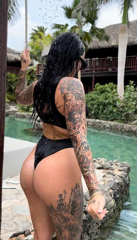 Babe… the full video is even better. Sending it out now 😋