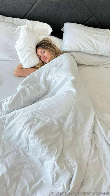 Come on, sleepyhead, time to get up 😘