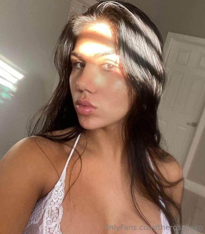 Do you enjoy my morning picsss? 😇