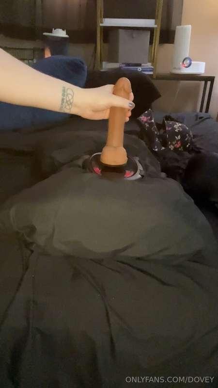 riding this dildo right into your dms lmaosending it out now..