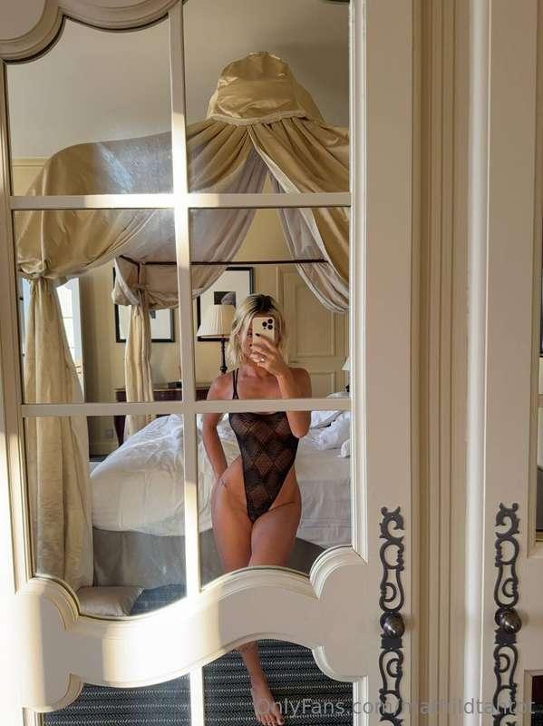 Feeling extra dirty-minded right now…any requests? 🤤