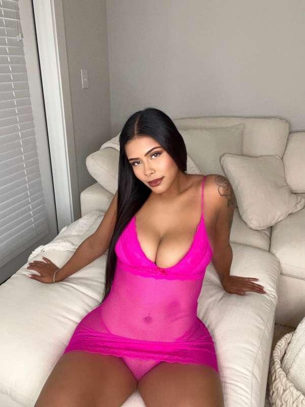 Barbie doll, come play with me💖
