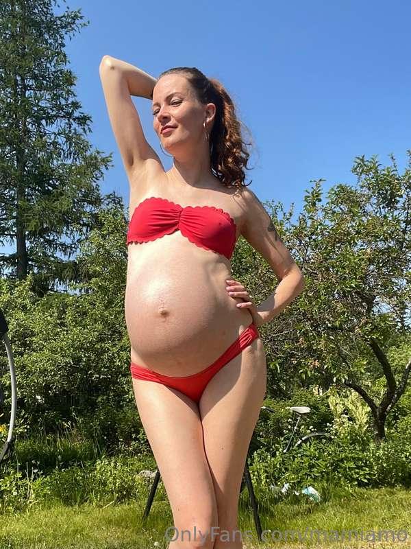 Hyvää juhannusta rakkaat runkkarini! ☀️😘

Hukkua ei saa muua..