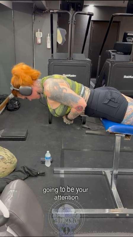 **SFW BACK DAY WORKOUT!** Tips are very appreciated! Subs to..