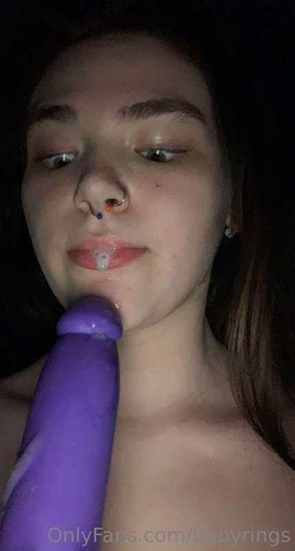 Hey Daddy!! 🥹💚

Watch my Pussy Get Sooo WET 💦 While I FUCK M..