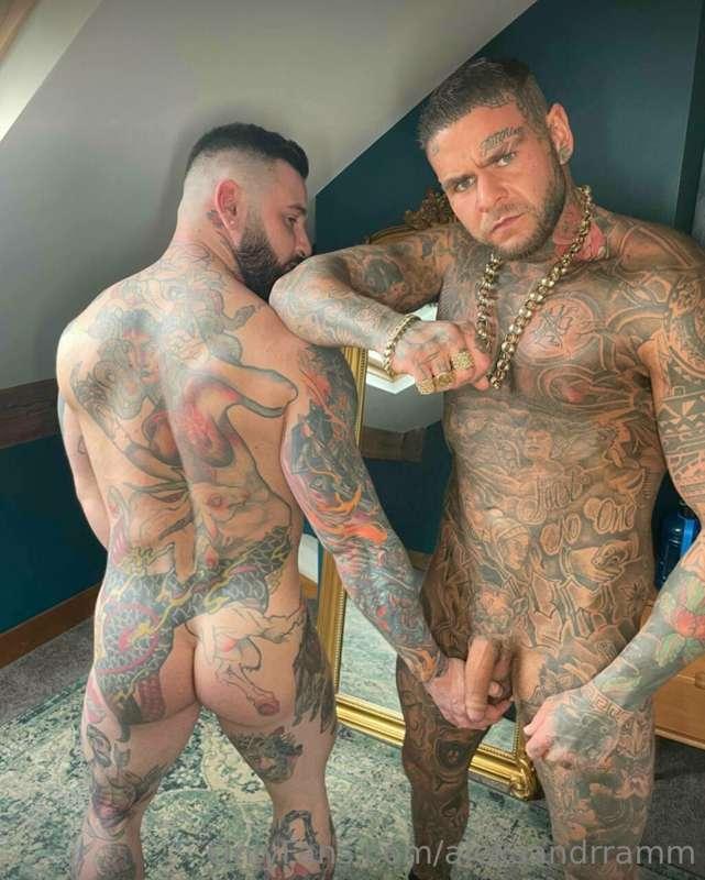 🚨👊 HUNG BIG ALPHA @BigHarrys 👊🚨
***NOW 50% OFF - JUST 5 USD ..