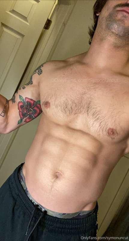 Chest and abs today. More nudes coming tomorrow😘