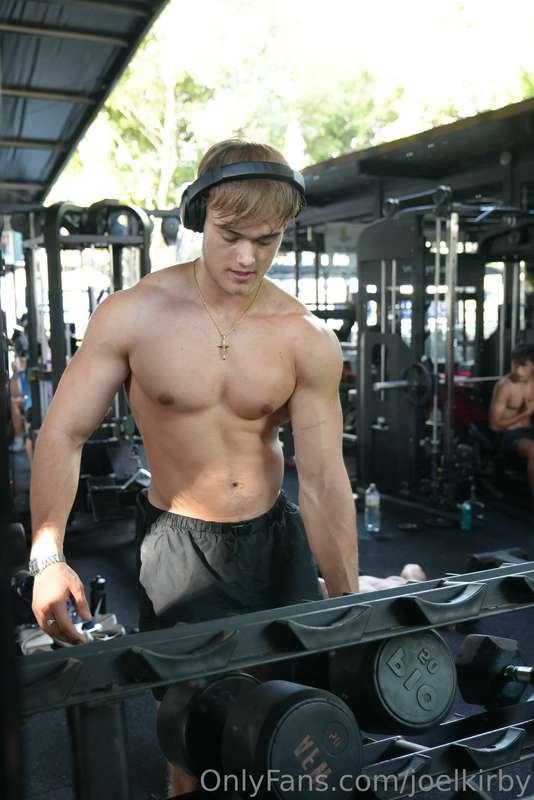 **Are you enjoying my content at the moment? If so DM me and..