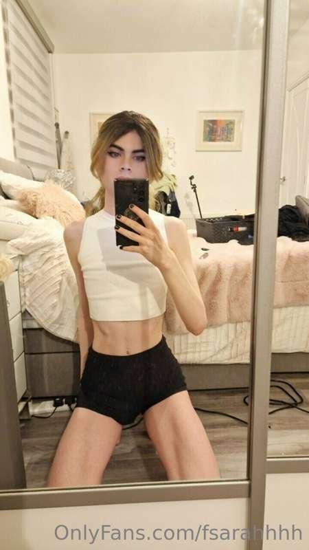 Don't mind the mess on the bed