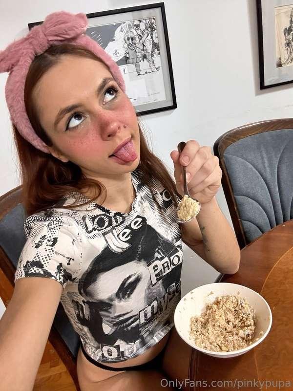 It’s the last day of the year! How are you, my loves? How’s ..