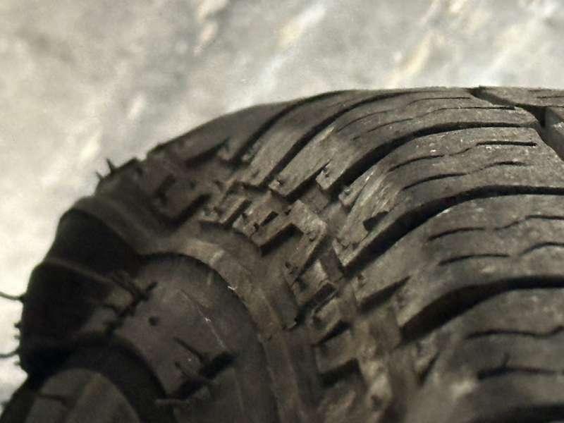 That explains the “vibration” while driving! Huge bubble on inside of passenger side inner dually.