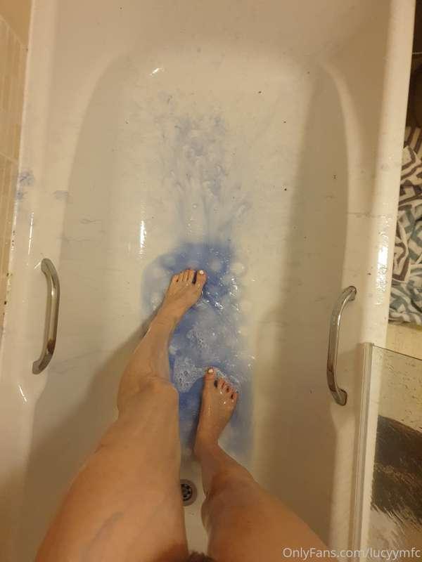 Shower toessss